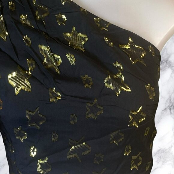 DUNDAS xREVOLVE Stella One Shoulder Top - Black - Picture 12 of 12